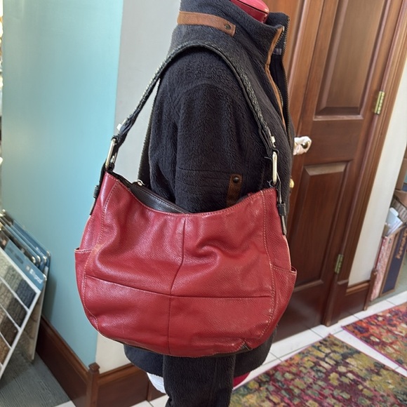 Tignanello  shoulder bag  leather Red man-made trim brown  2 main compartments - Picture 7 of 16